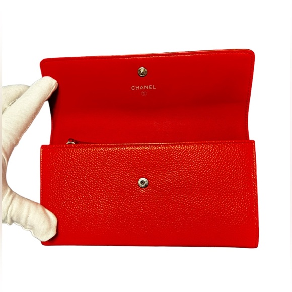SOLD Chanel Caviar 🔴 Long Flap Wallet - Picture 5 of 11